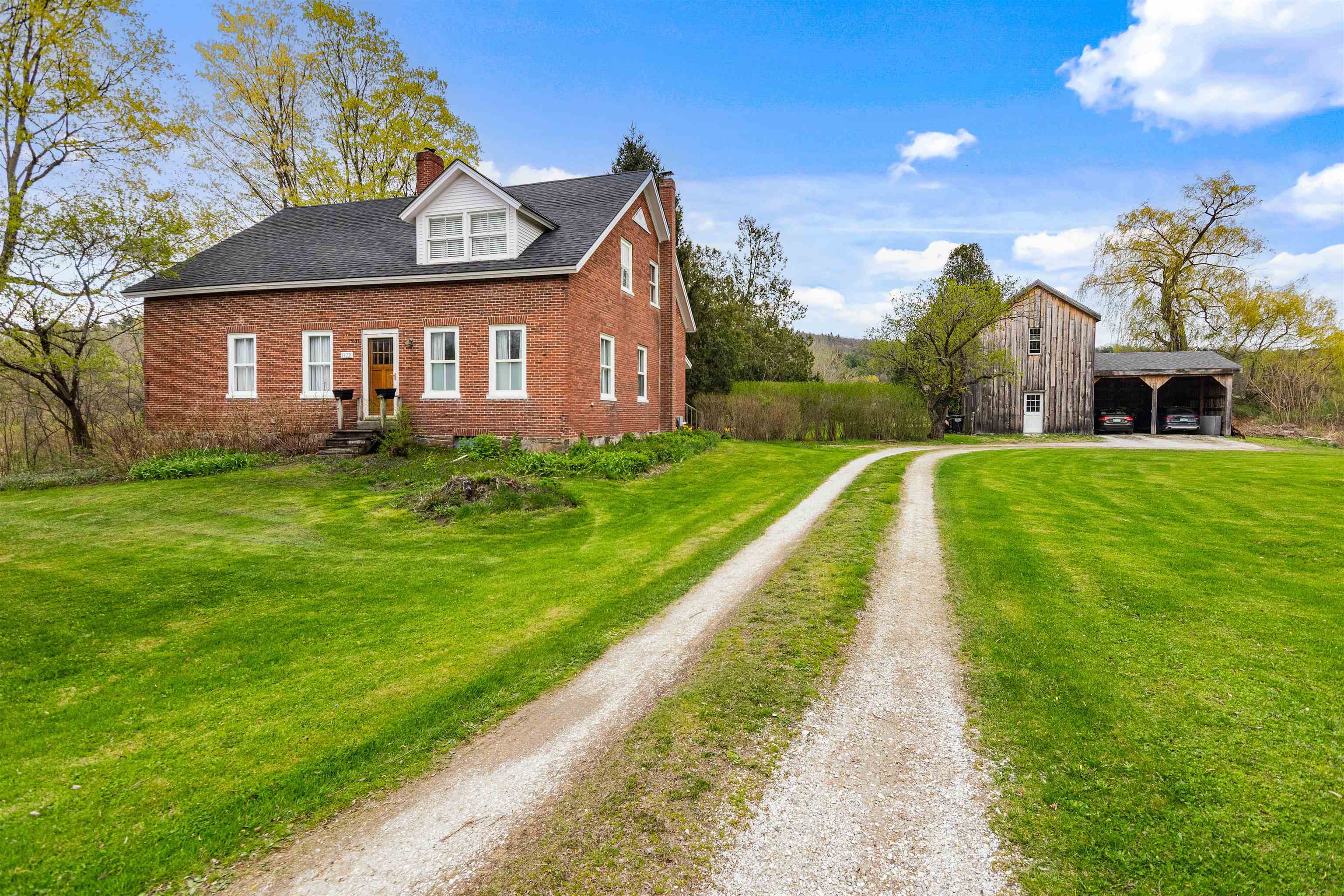 Property Photo: 5479 St George Road VT 05495