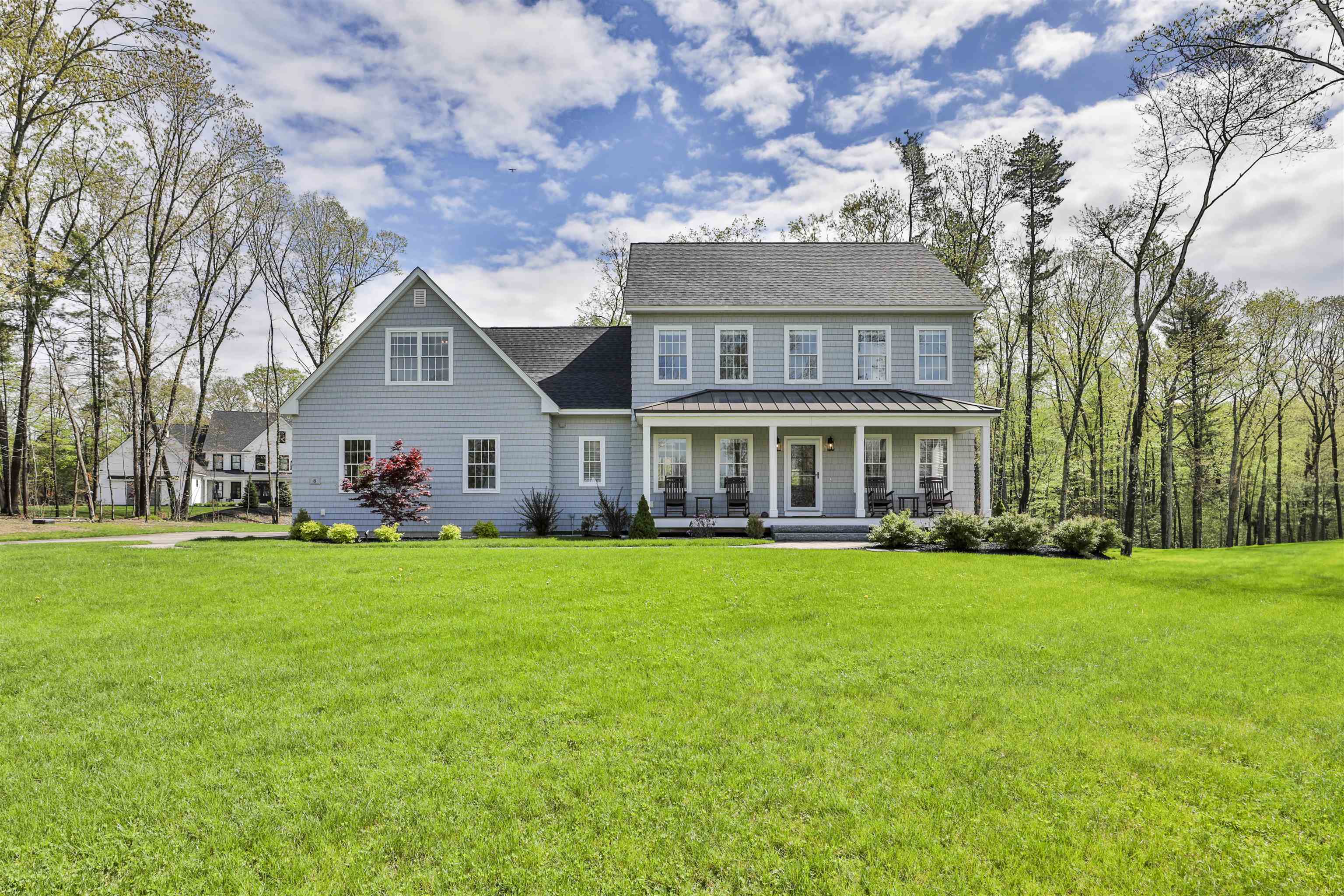 Property Photo: 8 Hobart Lane NH 03049
