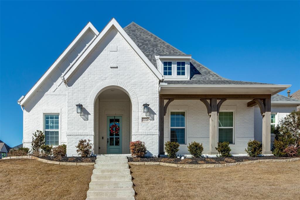 Property Photo: 2228 Sandrellan Street TX 76008