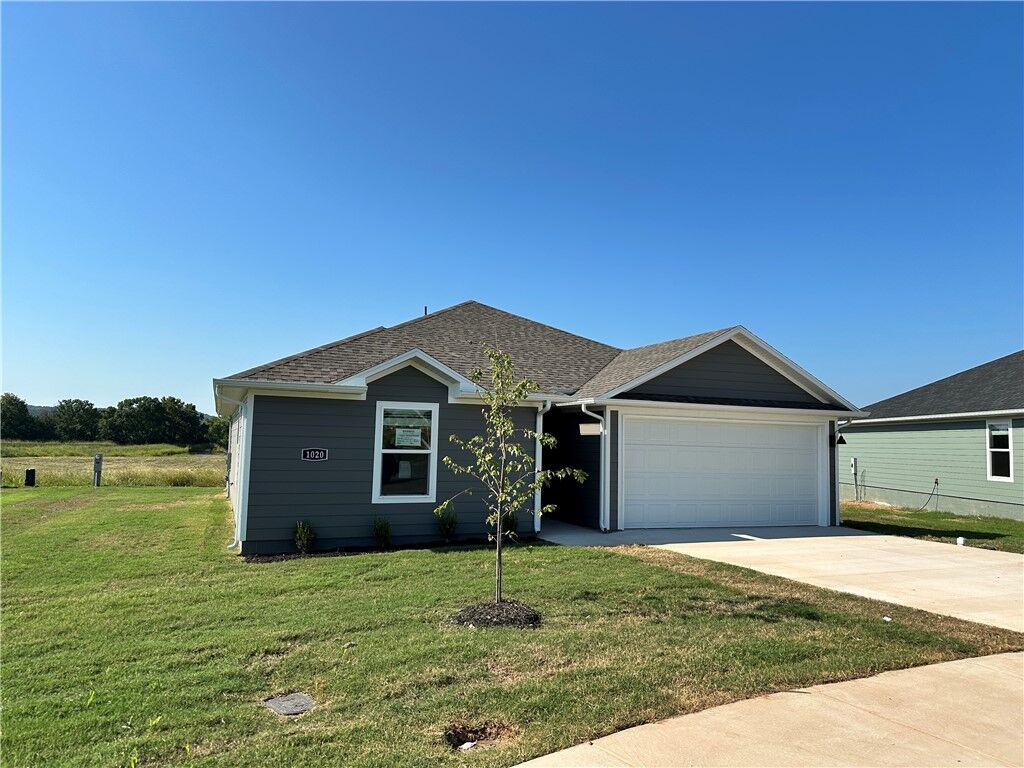 Property Photo:  1020 Rently Street  AR 72753 