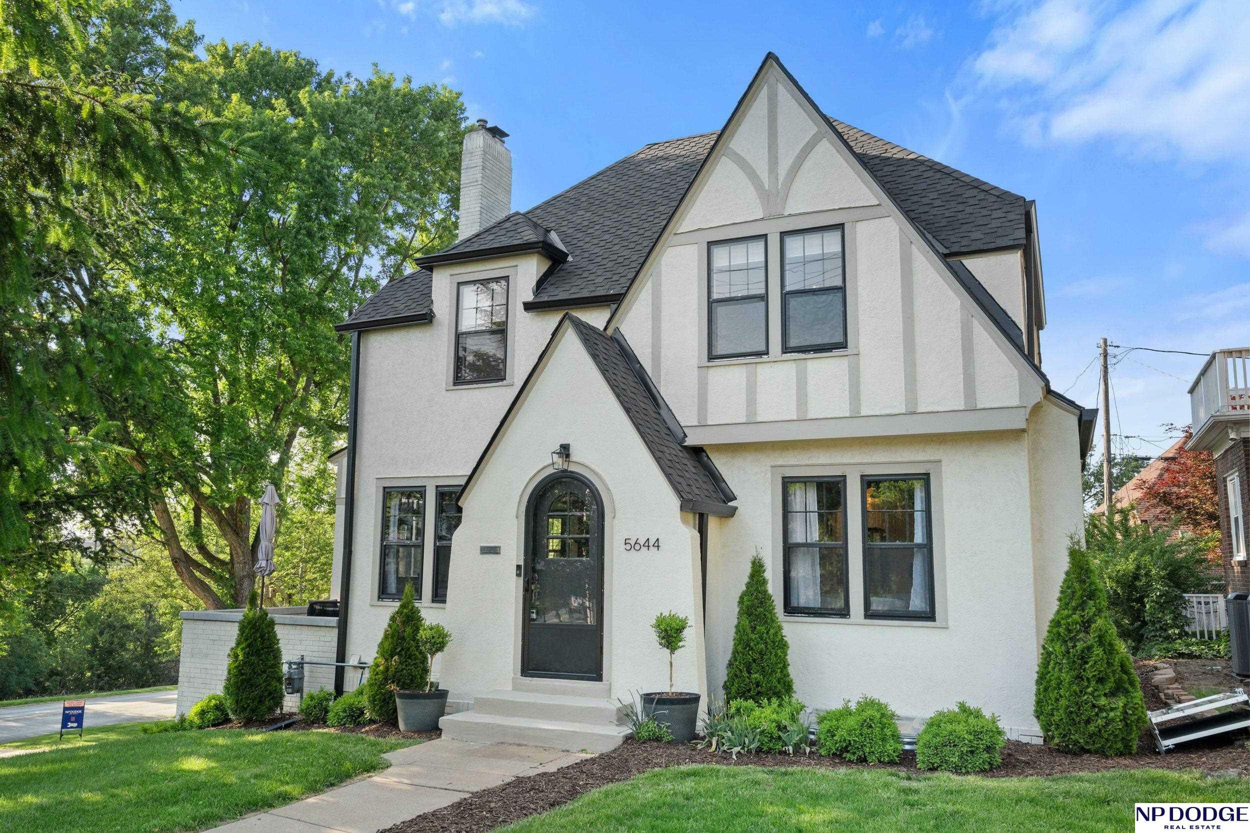 Property Photo: 5644 Leavenworth Street NE 68106