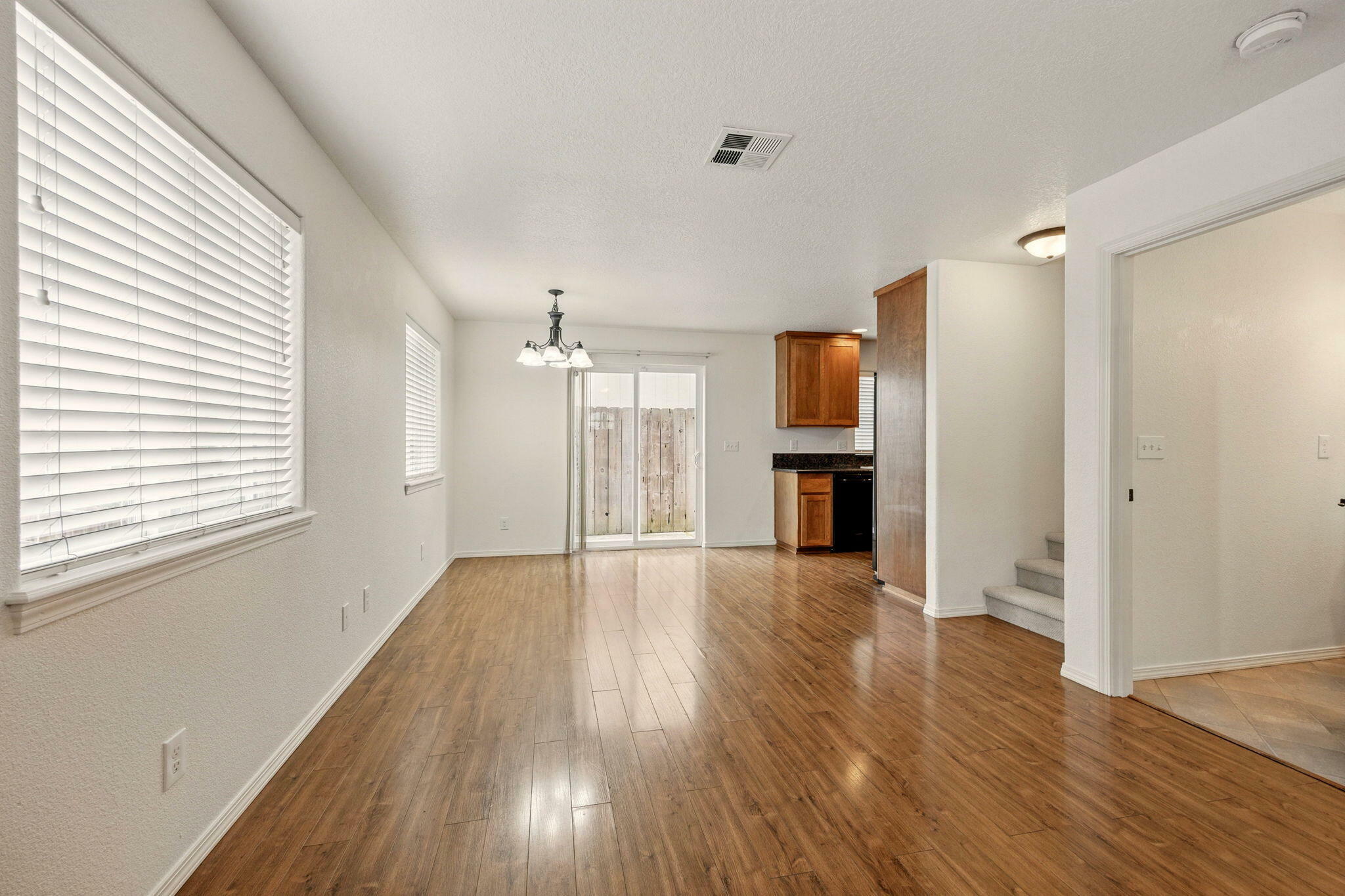 Property Photo: 317 SW Bayou Place OR 97526