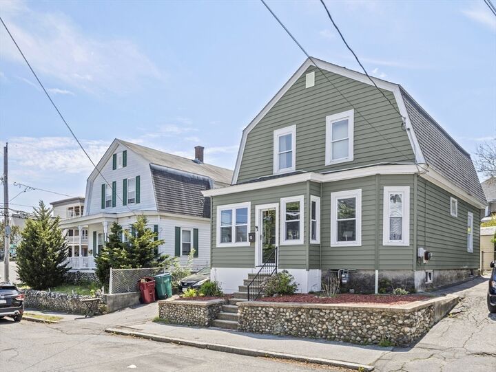 Property Photo:  8 Dracut St  MA 01854 