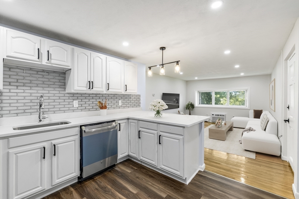 Property Photo: 7 Oakcrest Rd 9 MA 02136