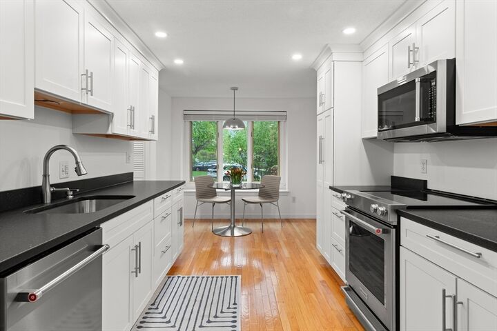 Property Photo:  7 Carriage Way 0  MA 01923 