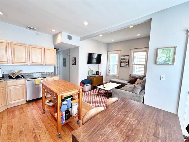 Property Photo:  194 Marion St 3  MA 02128 