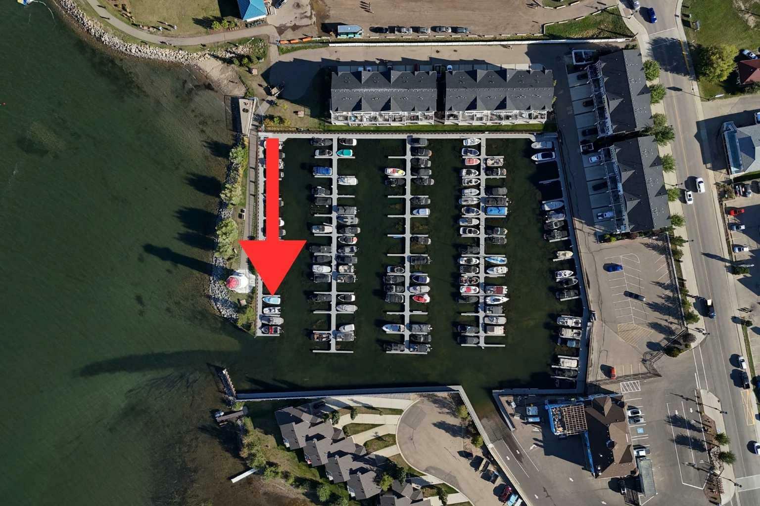 Property Photo: 5230 Lakeshore Drive 171 AB T4S 1Y8