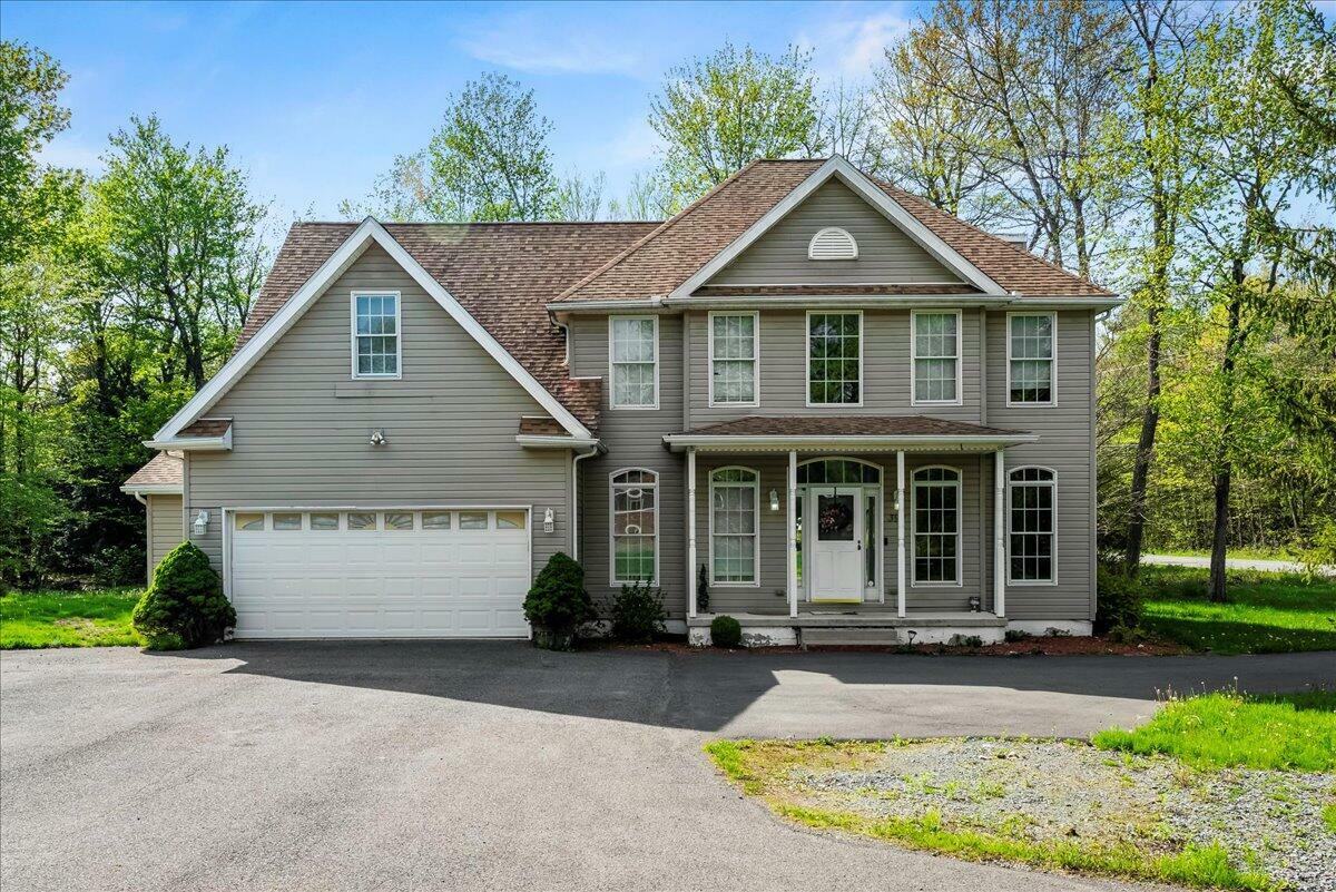 Property Photo: 392 Hemlock Drive PA 18466