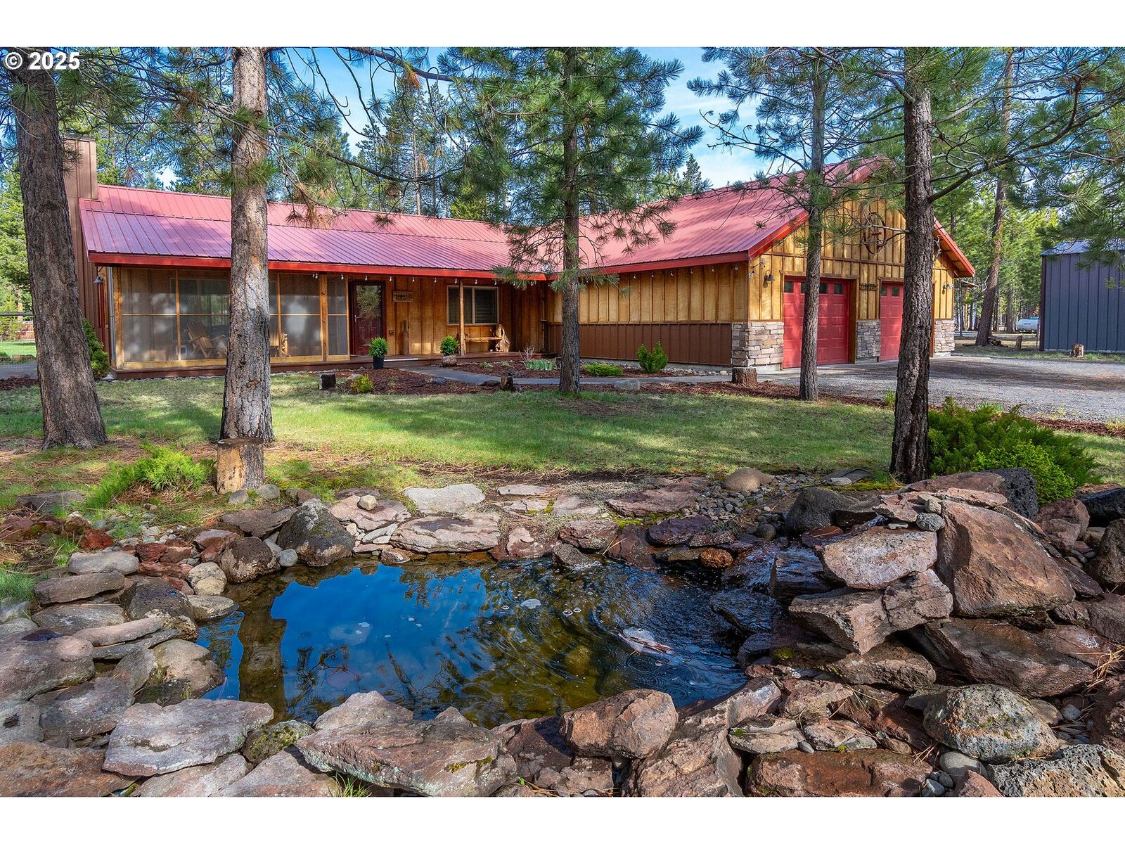 Property Photo: 1870 Iron Wheel Ct OR 97739