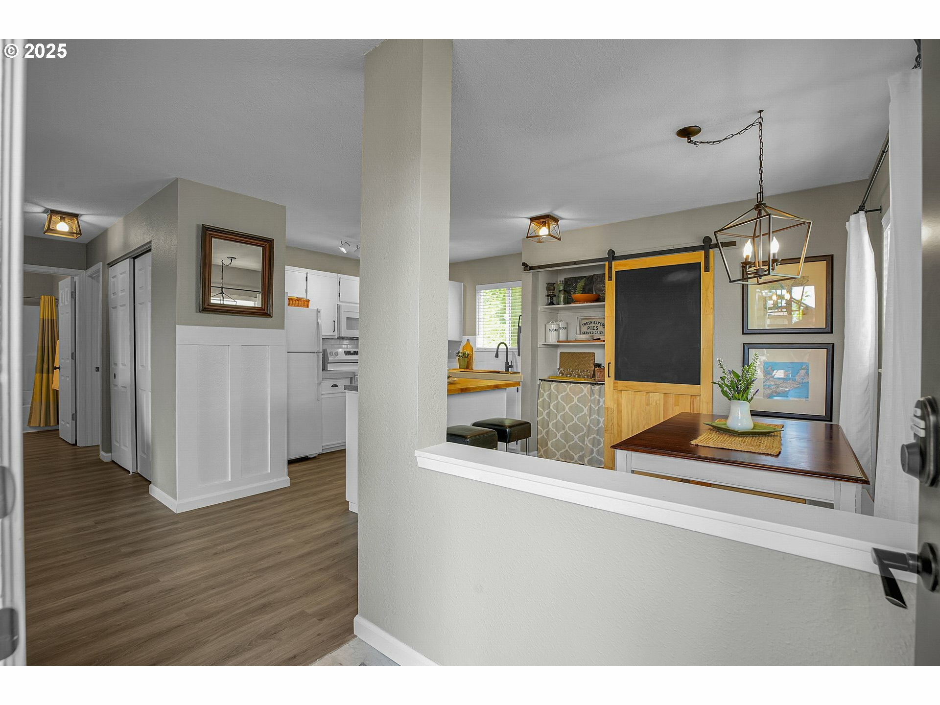 Property Photo: 20915 Fawn Ct 43 OR 97068