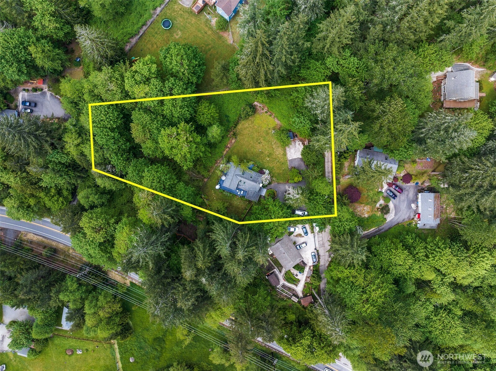 Property Photo: 15715 249 Avenue SE WA 98027