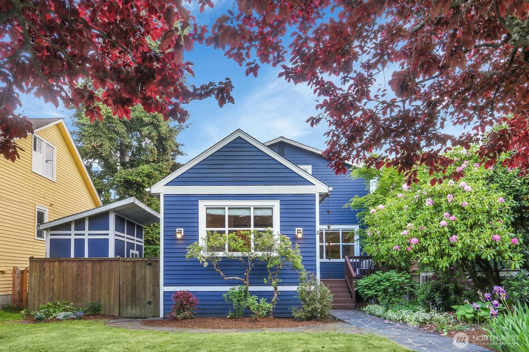 739 N 77th Street  Seattle WA 98103 photo