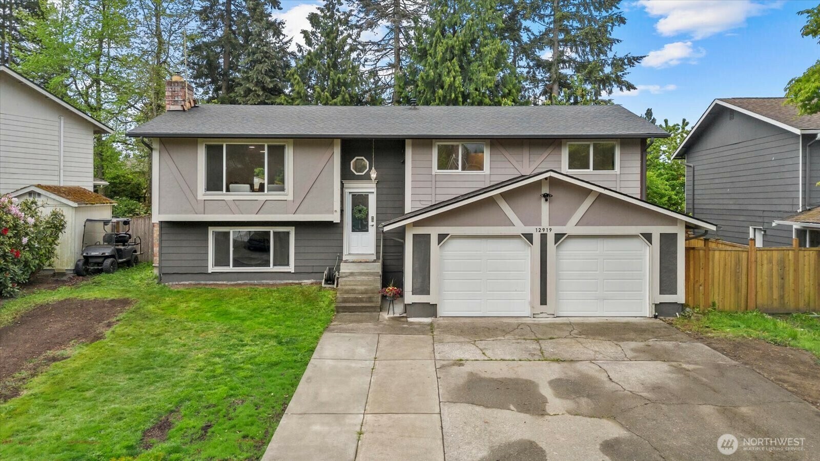 Property Photo: 12919 SE 185th Street WA 98058