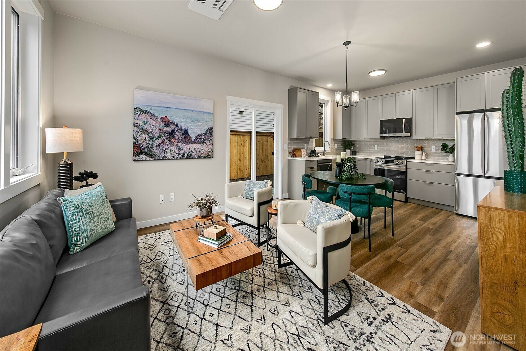 Property Photo: 706 N 107th Street WA 98133