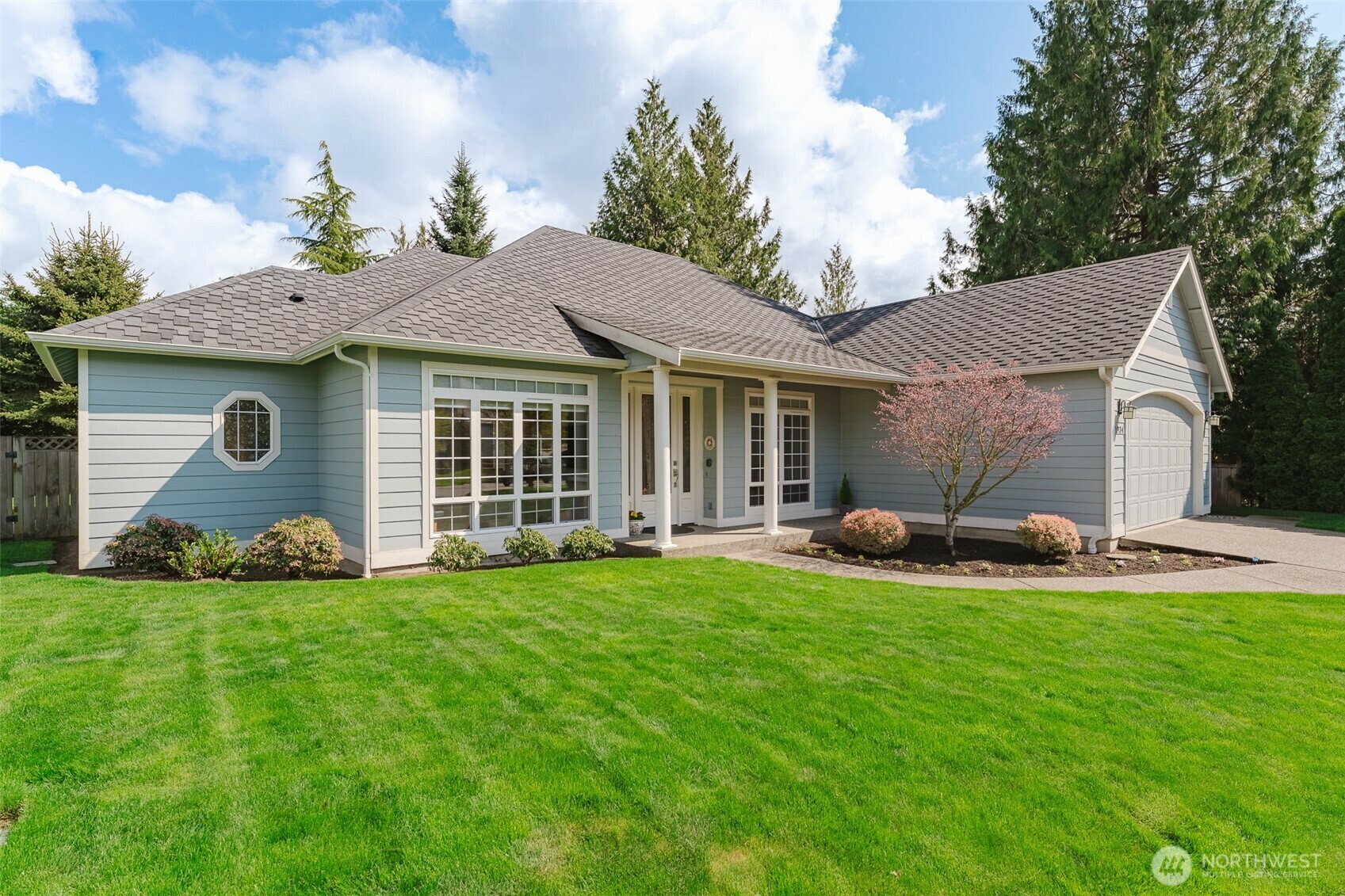 Property Photo:  1934 N Colby Court  WA 98229 