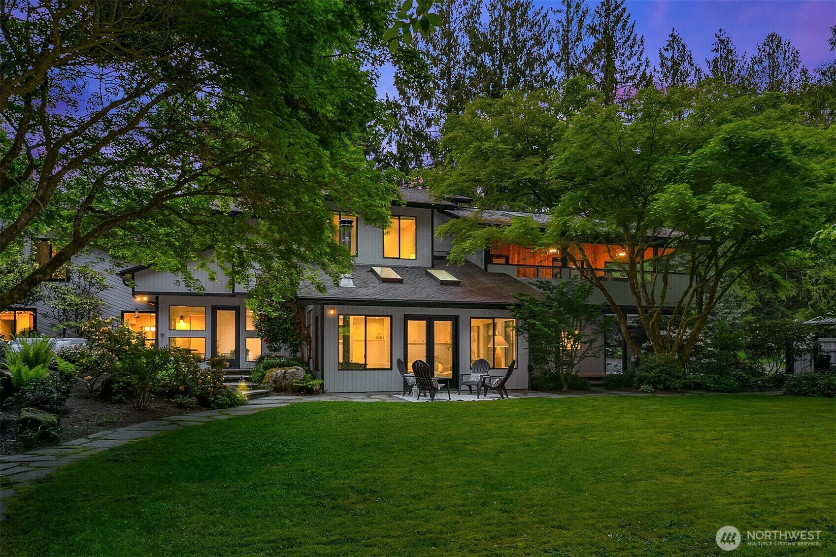Property Photo: 2201 274th Avenue NE WA 98053