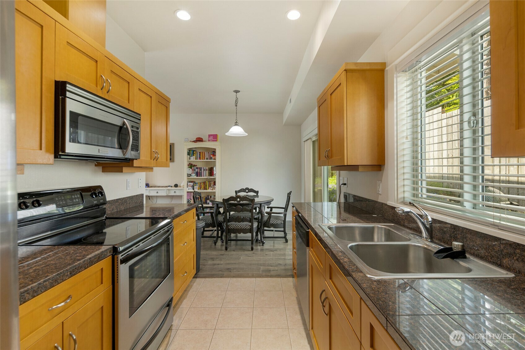 Property Photo: 625 Argyle Avenue D WA 98250