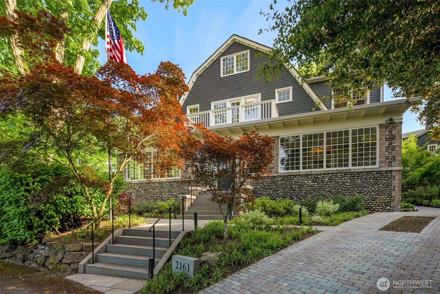 Property Photo:  2161 E Interlaken Boulevard  WA 98112 