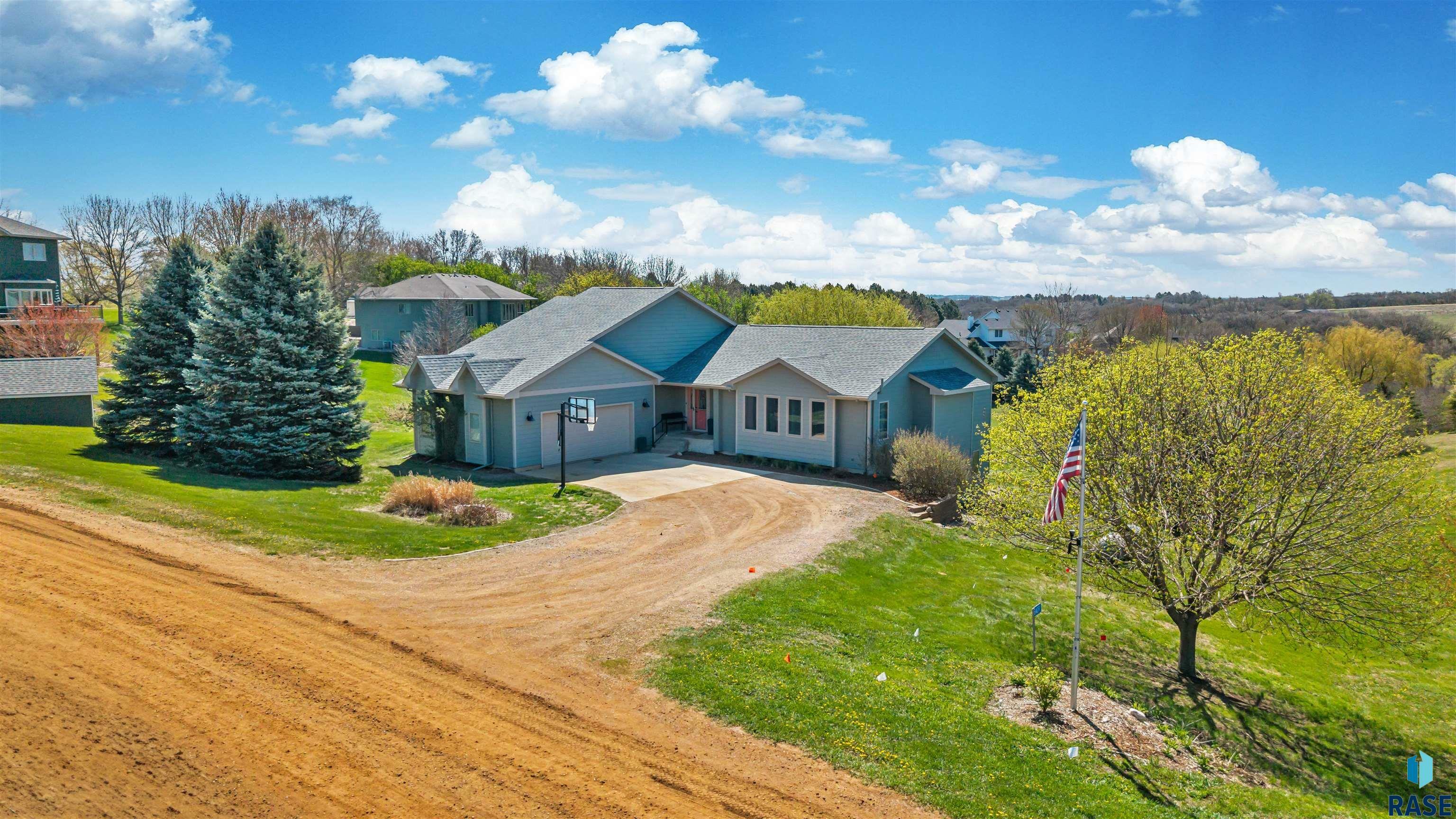 Property Photo: 8409 Sunset Cir SD 57005