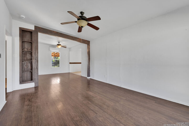 Property Photo:  4330 Kilrea  TX 78219 