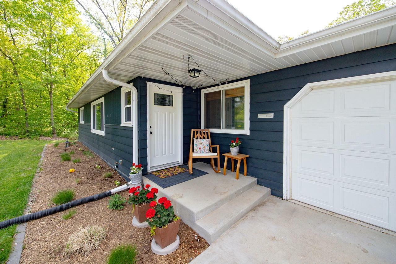 Property Photo: 9635 North Arrowhead Shores Road WI 53534