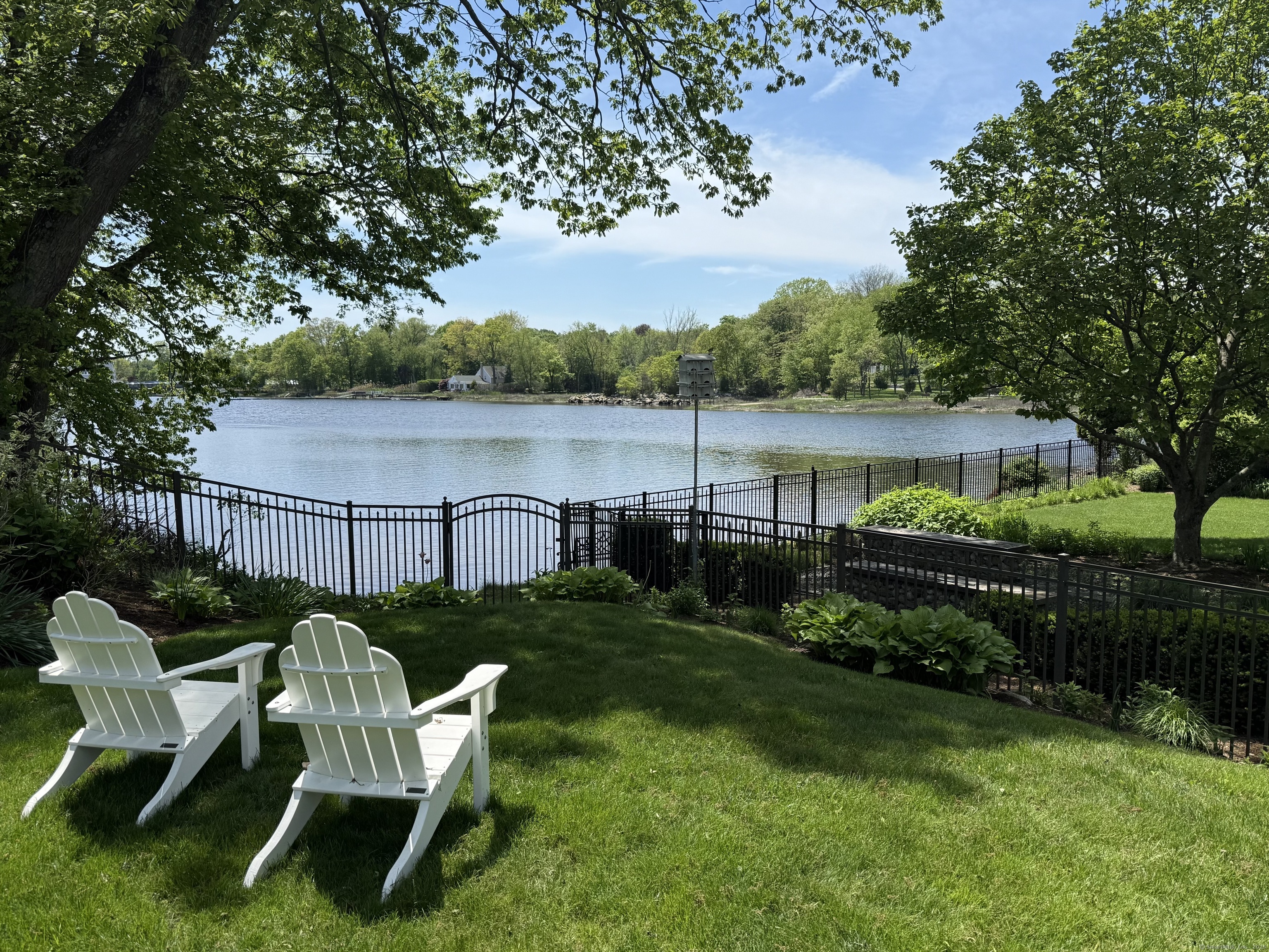 Property Photo: 21 Oak Ridge Park CT 06880