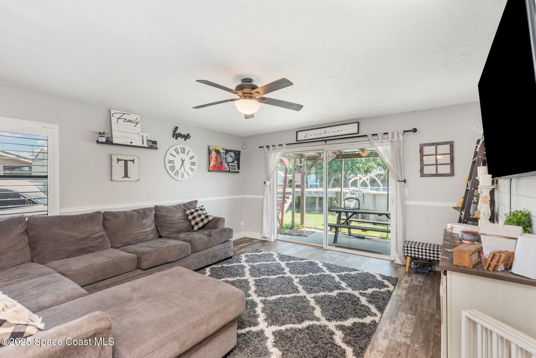 Property Photo: 958 Beaumont Lane FL 32955