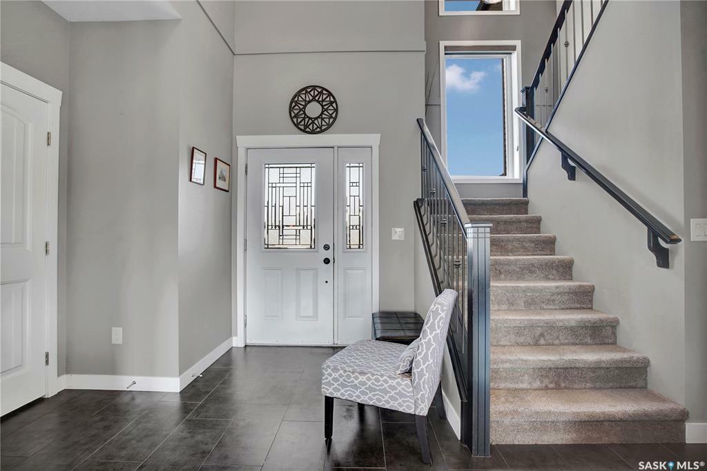 Property Photo: 525 Redwood Crescent SK S0K 4S2