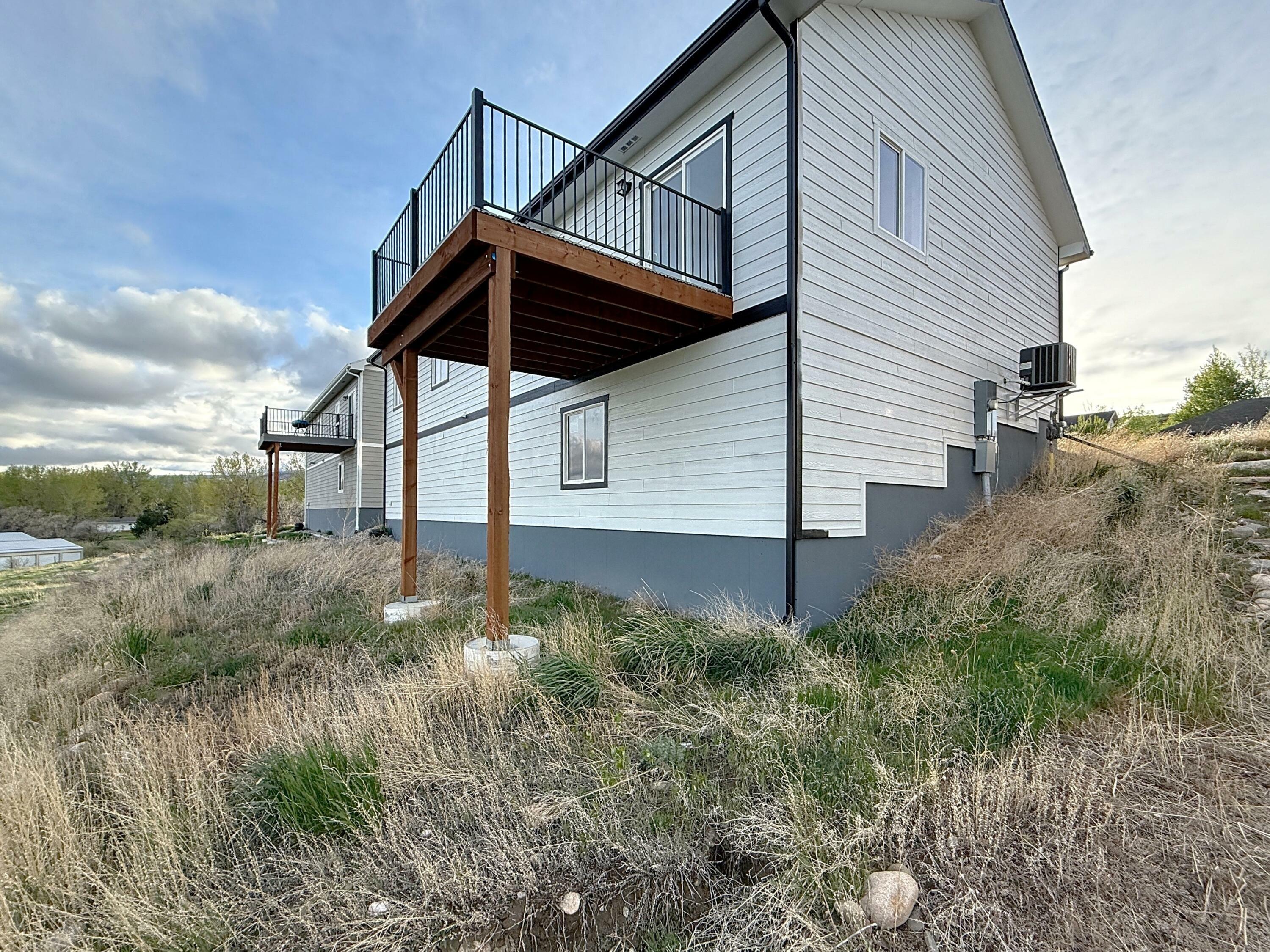 Property Photo: 107 Watkins Street WY 82834