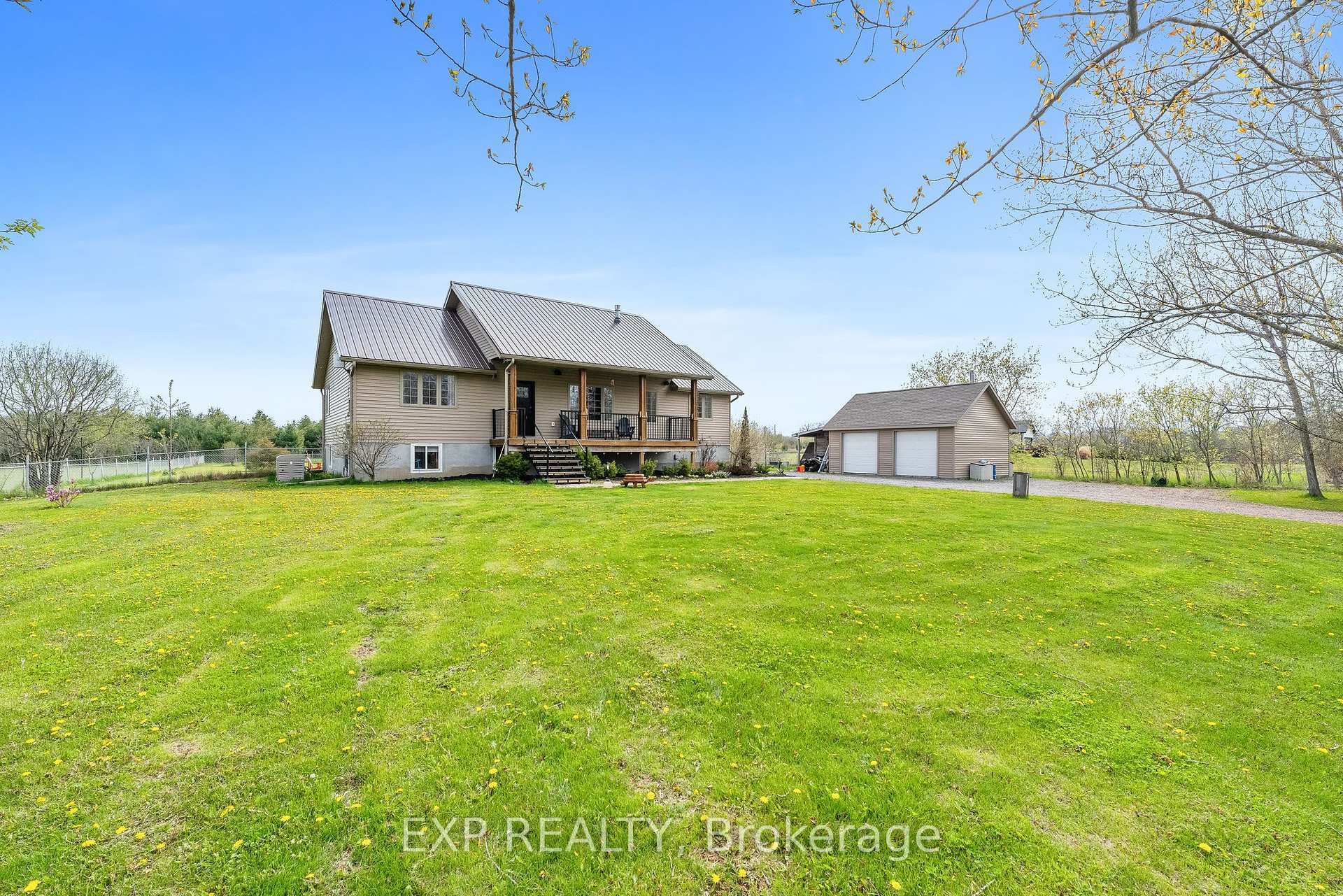 96 Huyck'S Bay Road  Prince Edward County ON K0K 3L0 photo