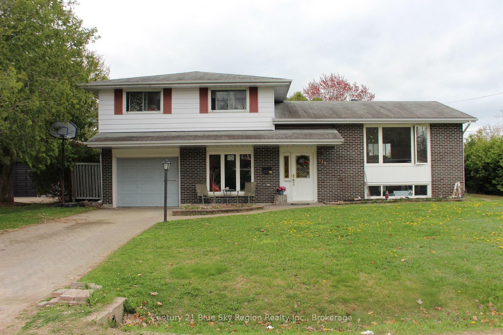 Property Photo: 619 Norman Avenue ON P1B 8C2