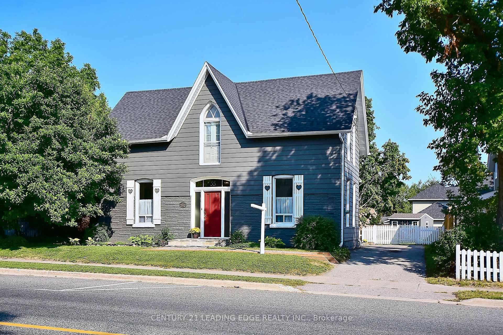 55 Brock Street E  Uxbridge ON L9P 1M4 photo