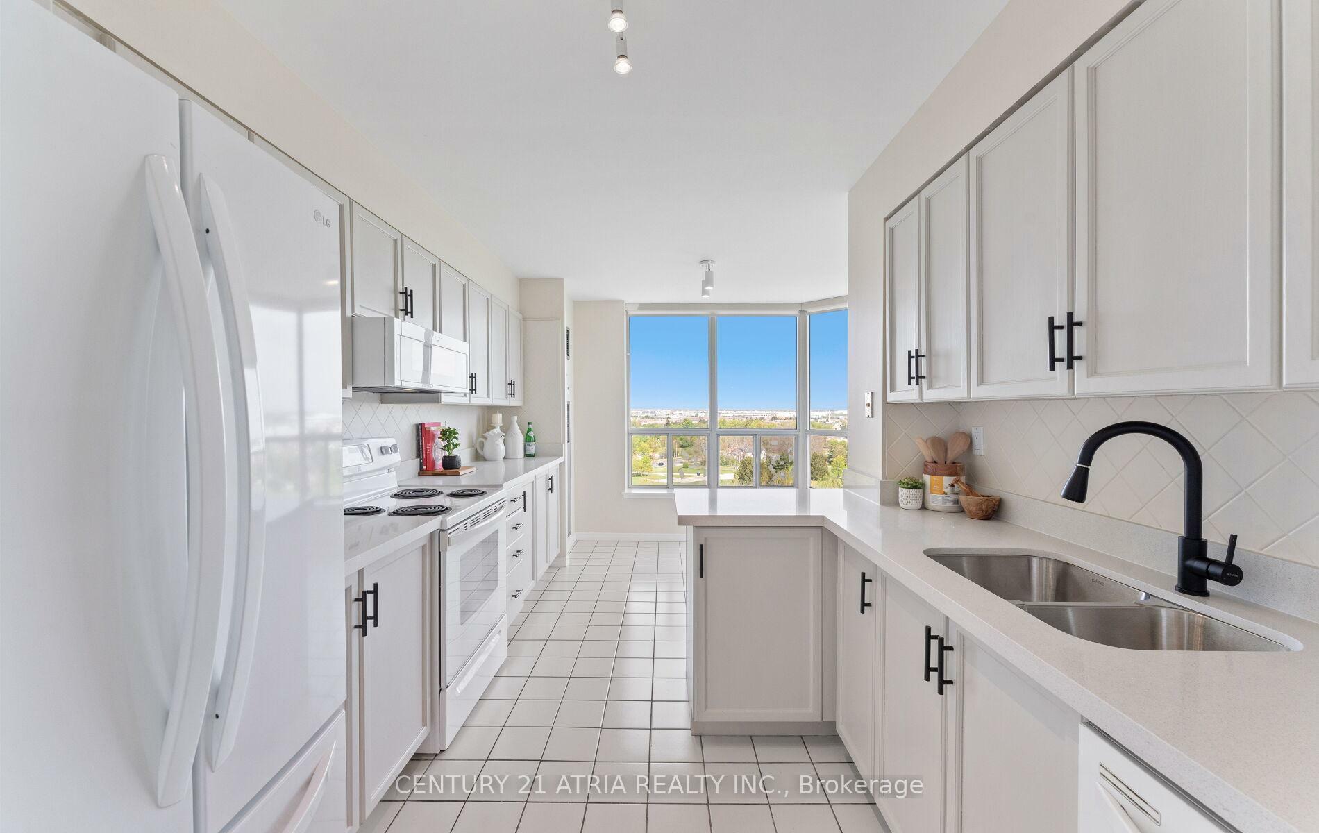 Photo de la propriété: 430 McLevin Avenue 1403 ON M1B 5P1