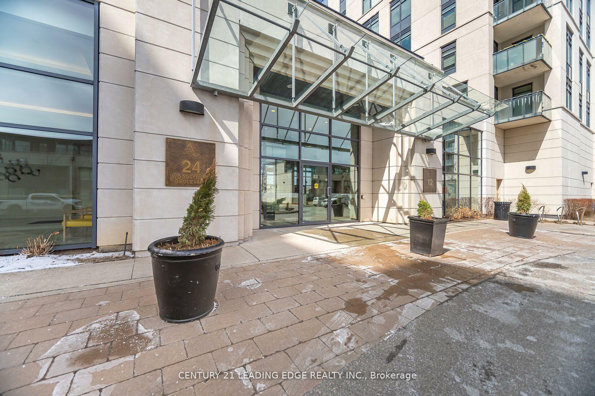 Photo de la propriété: 24 Woodstream Boulevard 108 ON L4L 8C4
