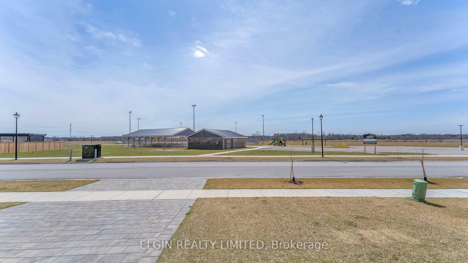 Property Photo: 54 Optimist Drive ON N5P 0G4