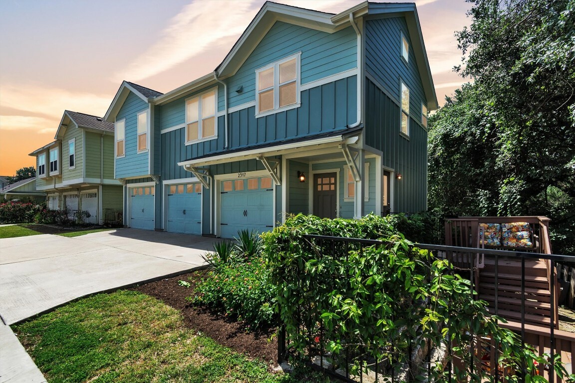 Property Photo: 2517 Vintage Stave Road 138 TX 78748