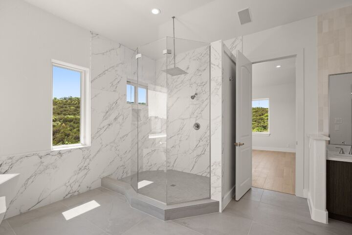 Property Photo: 3401 Day Star Cove TX 78746