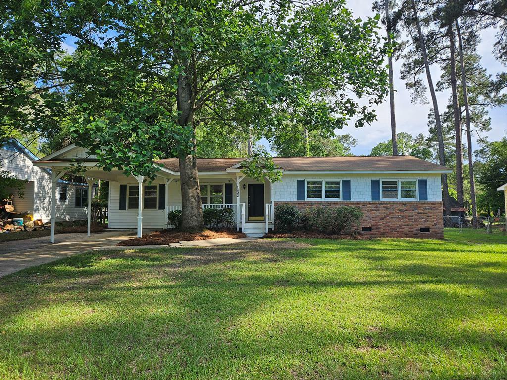 Property Photo: 1302 Gary Avenue GA 31707