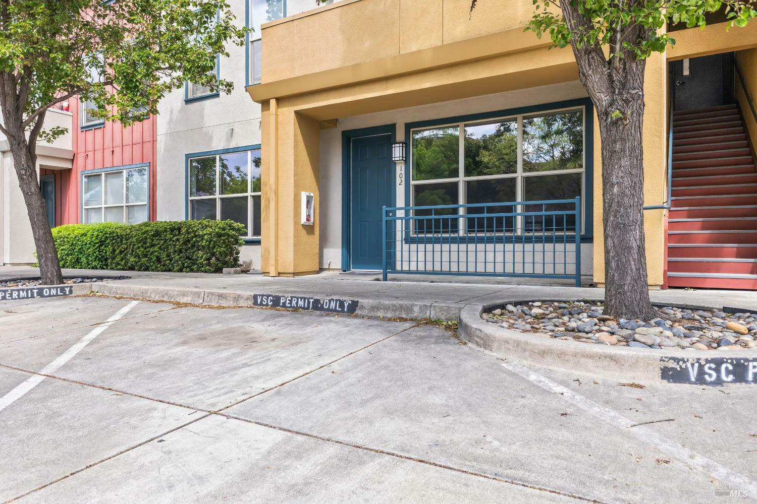 Property Photo: 1040 Campoy Street 102 CA 95407