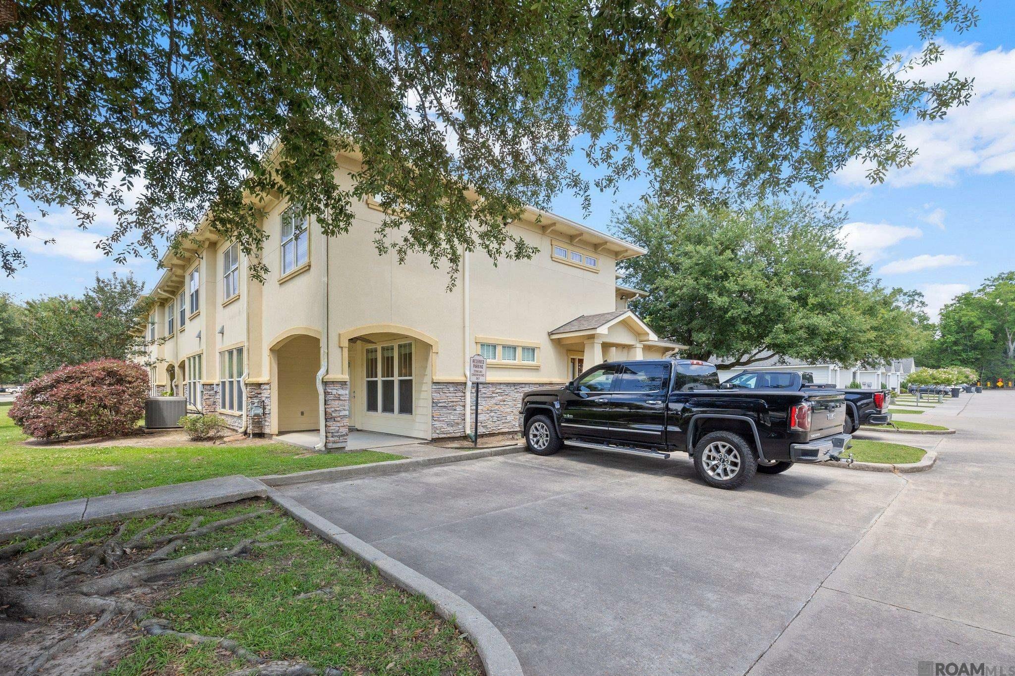 8000 Stonelake Village Ave #701  Baton Rouge LA 70820 photo