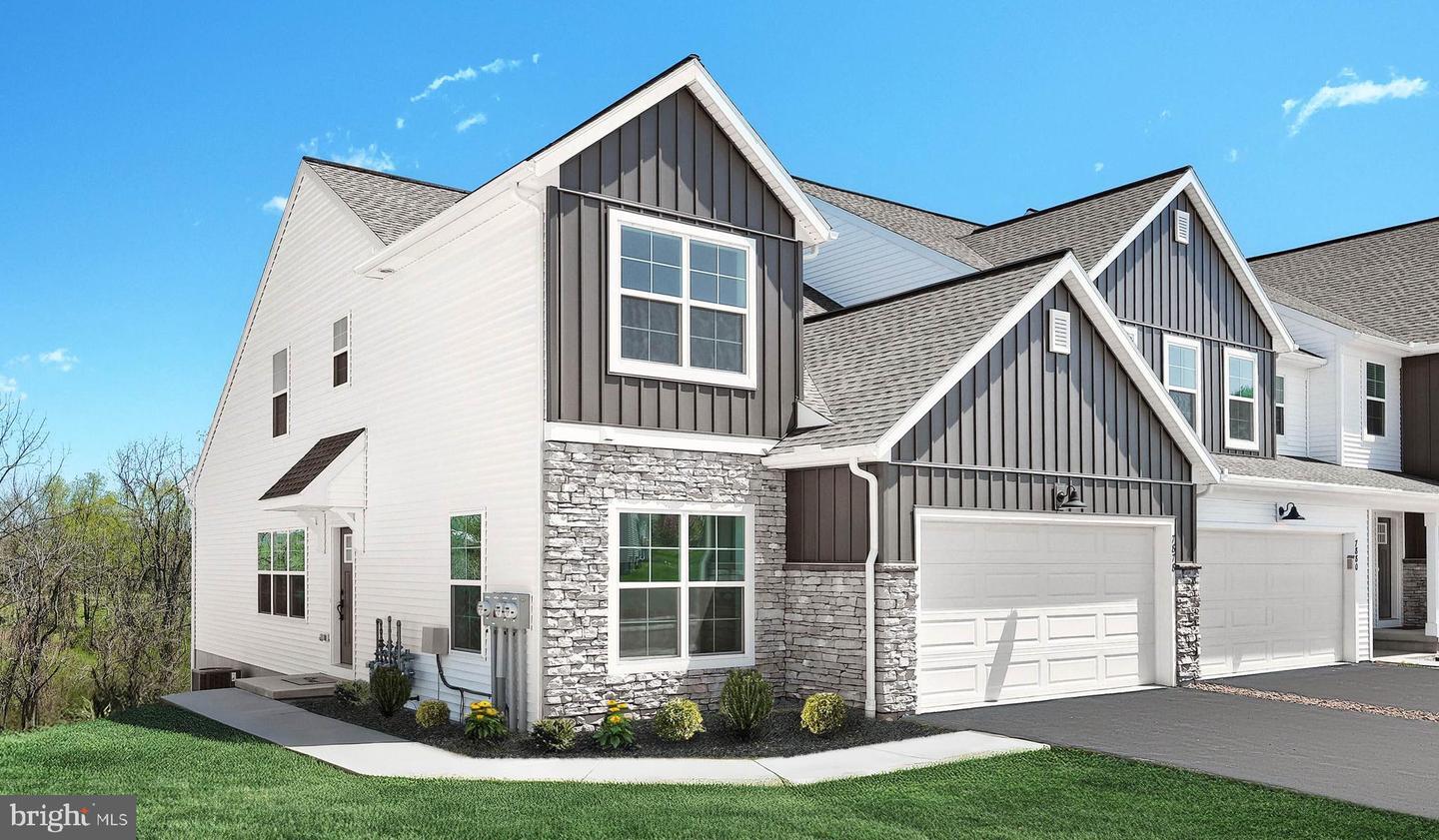 Property Photo: 7878 Briarwood Drive PA 17112