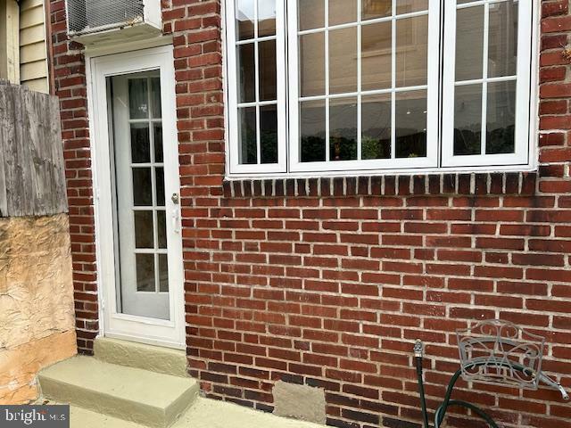 Property Photo: 1010 Fernon Street PA 19148