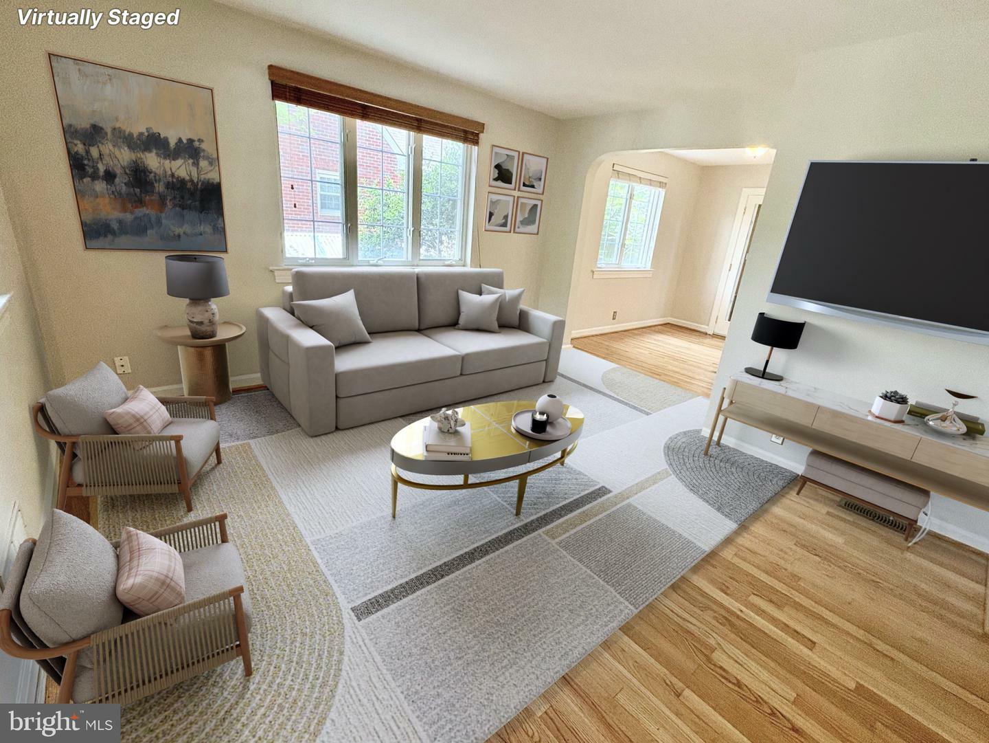 Property Photo: 412 E Mason Avenue VA 22301
