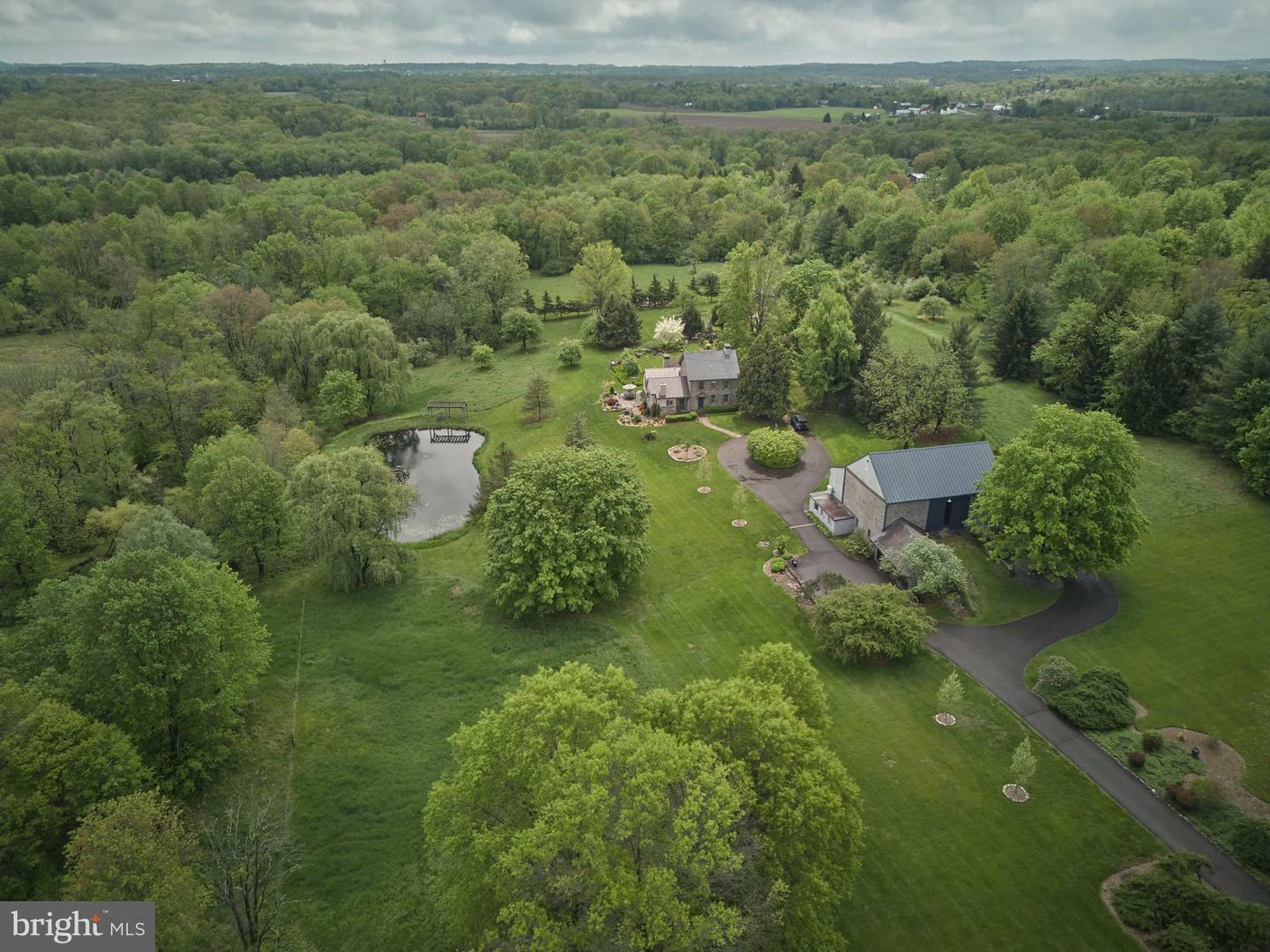 Property Photo: 71 Sweetbriar Road PA 18944
