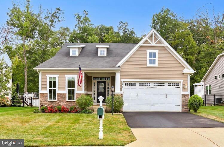 Property Photo:  6805 Lake Anne Court  VA 20187 