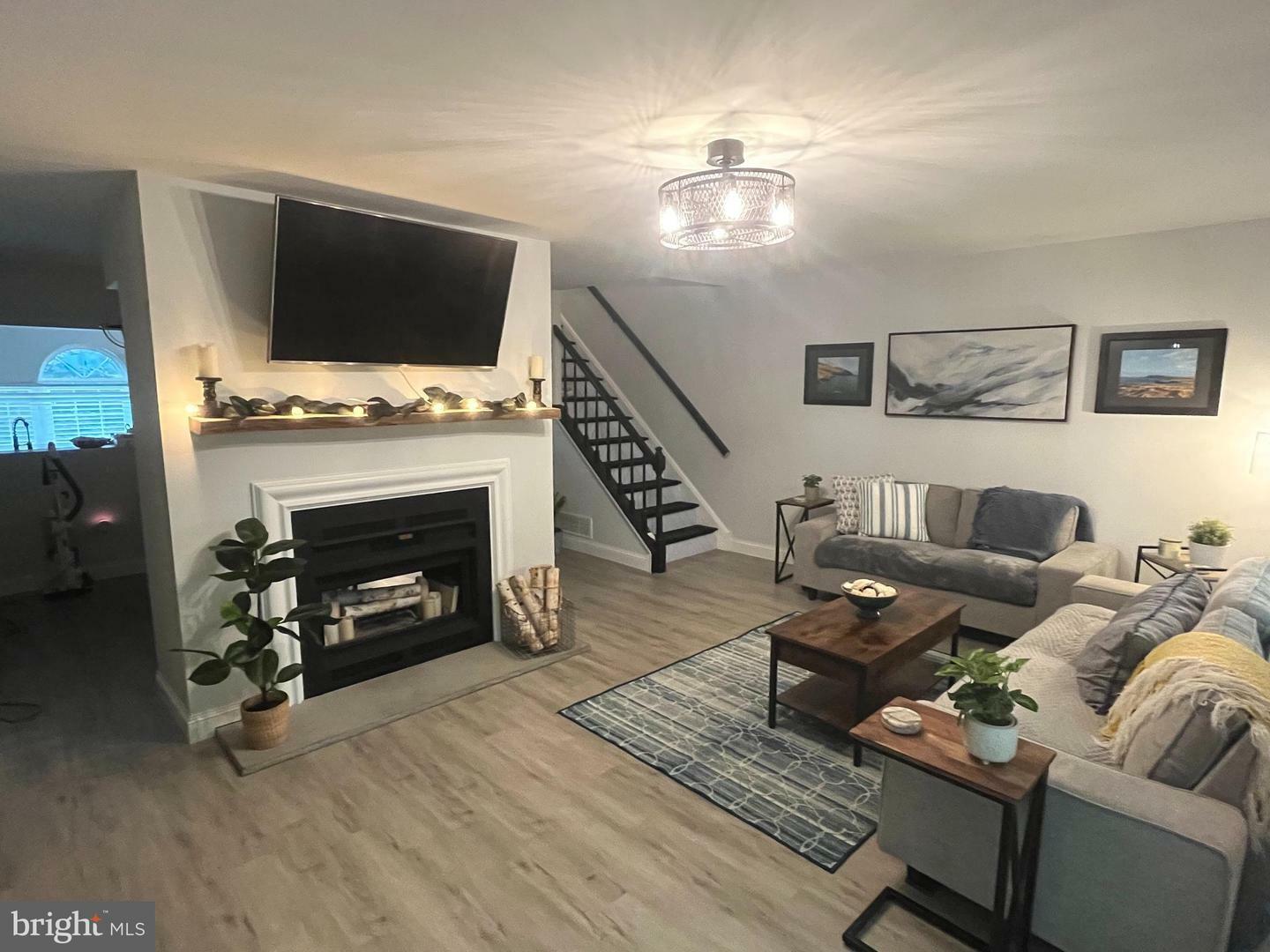 Property Photo: 1702 Stoneham Drive PA 19382