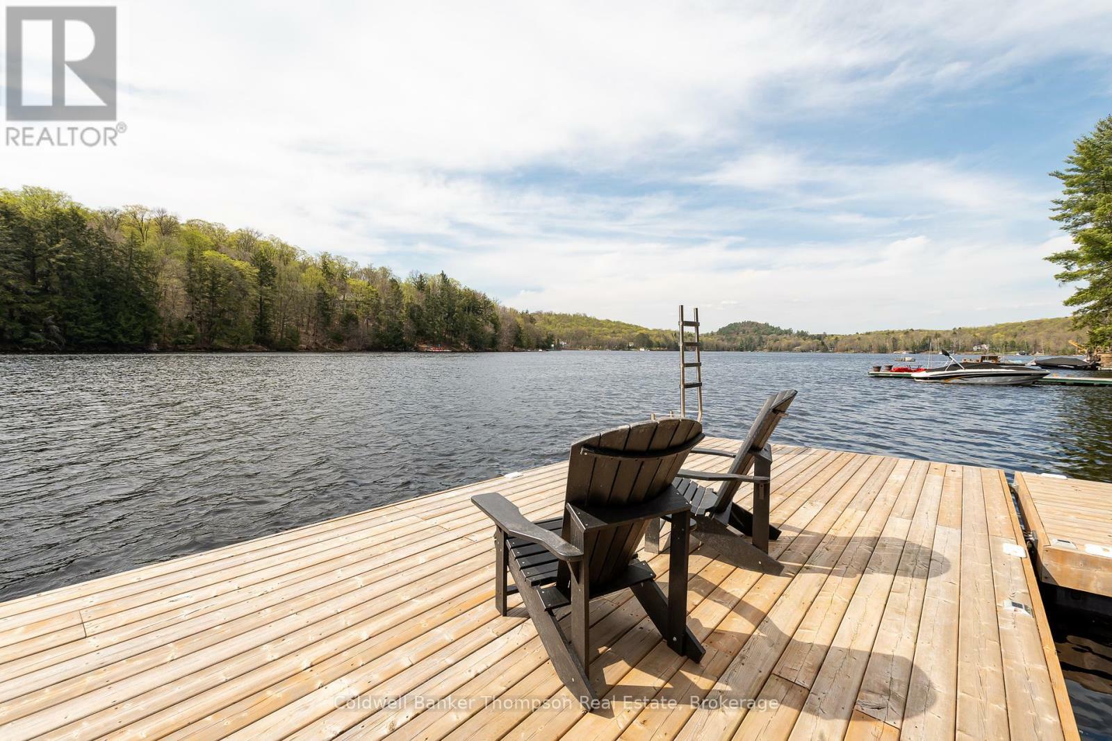 Property Photo: 154 North Drive ON P1H 2J2