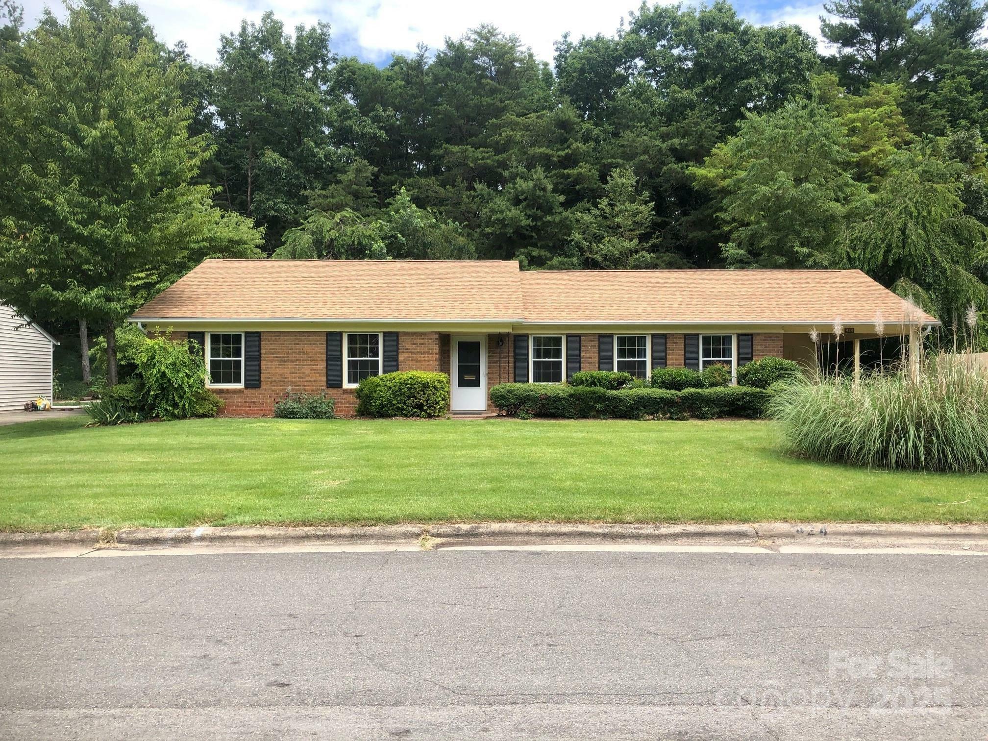 424 Creekside Drive  Asheville NC 28804 photo