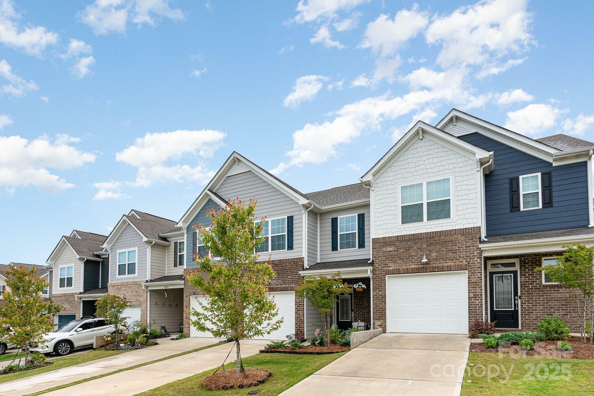 Property Photo: 6011 Chelsea Oaks Ridge SC 29708