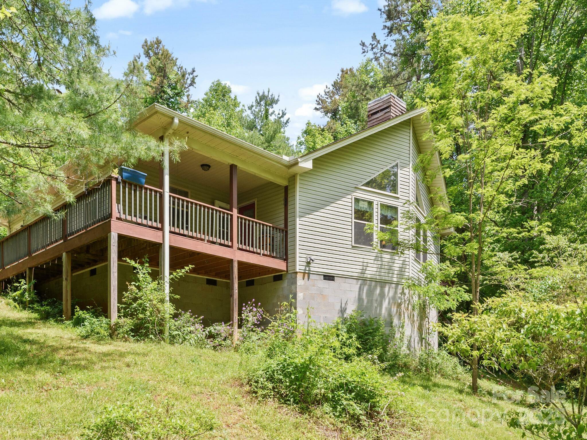 53 Hawkins Drive  Leicester NC 28748 photo